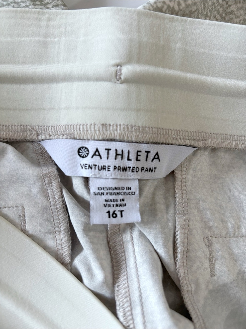 Athleta Venture Printed Pant Women 16T Gray Jogger Featherweight Utility NWT - Picture 4 of 11